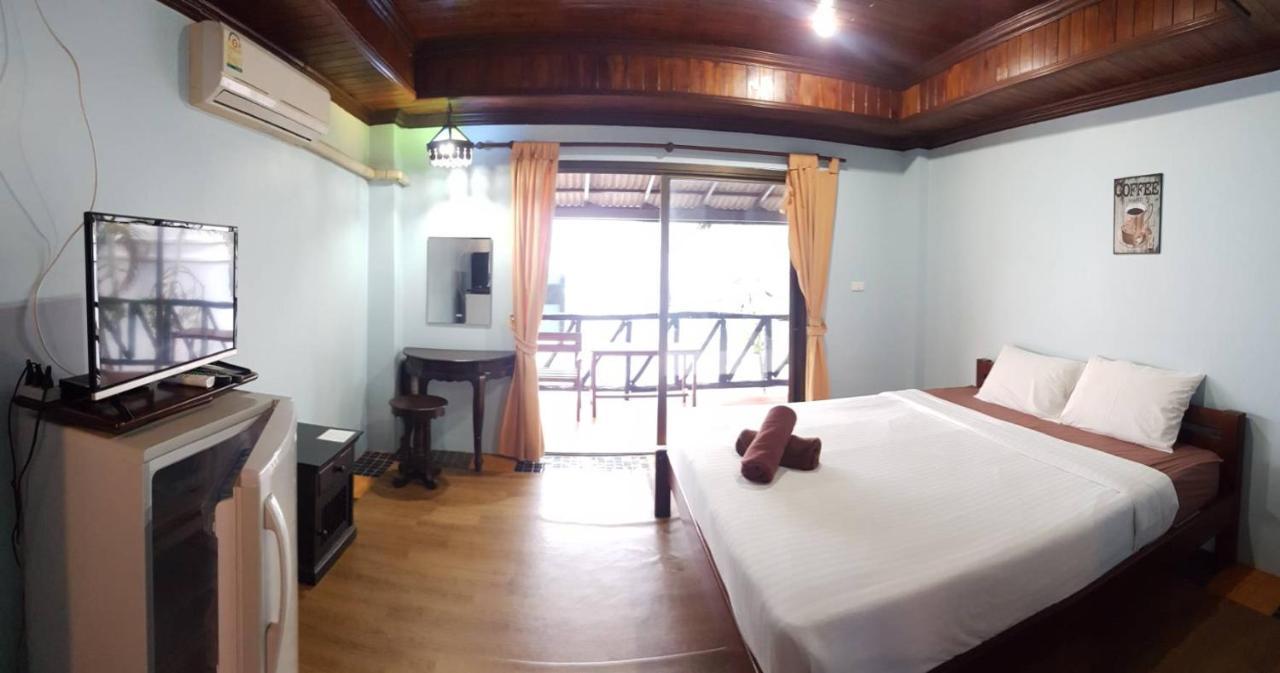 Smile Beach Boutique Resort Chao Lao Beach Exterior foto