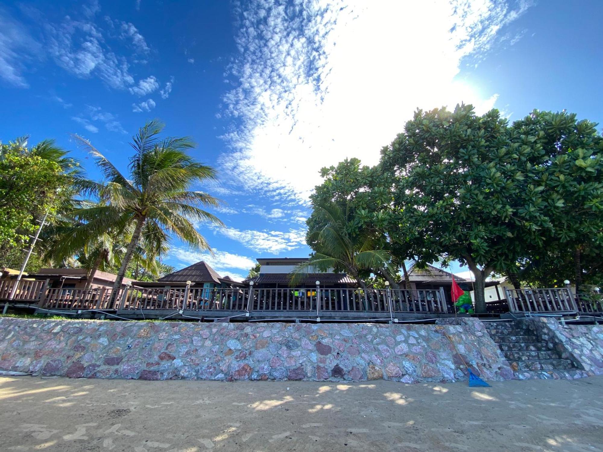 Smile Beach Boutique Resort Chao Lao Beach Exterior foto